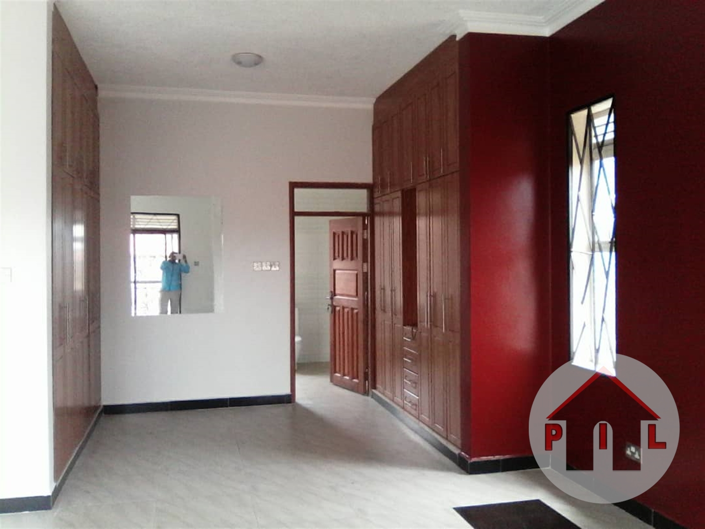 Mansion for sale in Najjera Wakiso