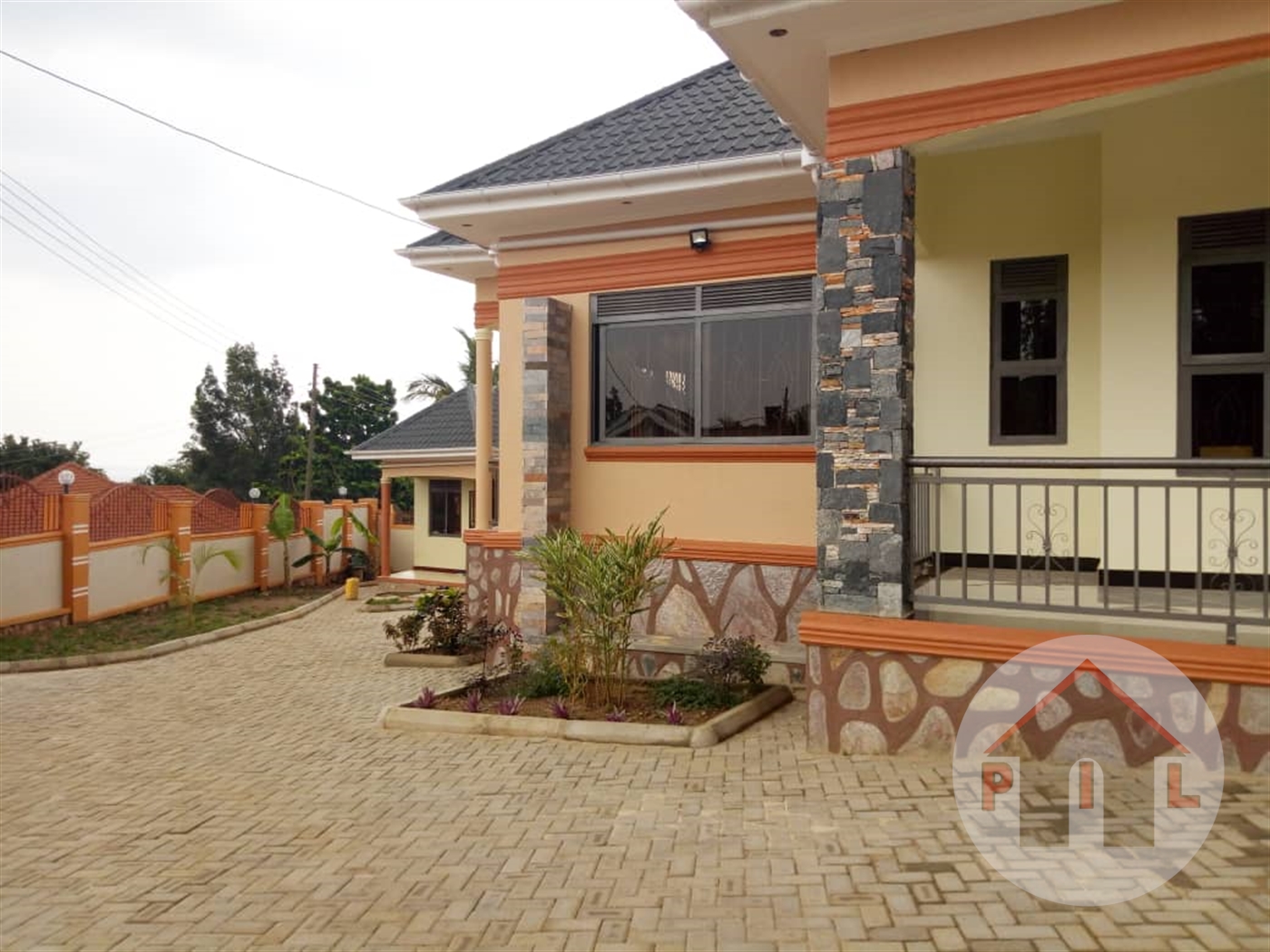 Bungalow for sale in Kajjansi Kampala