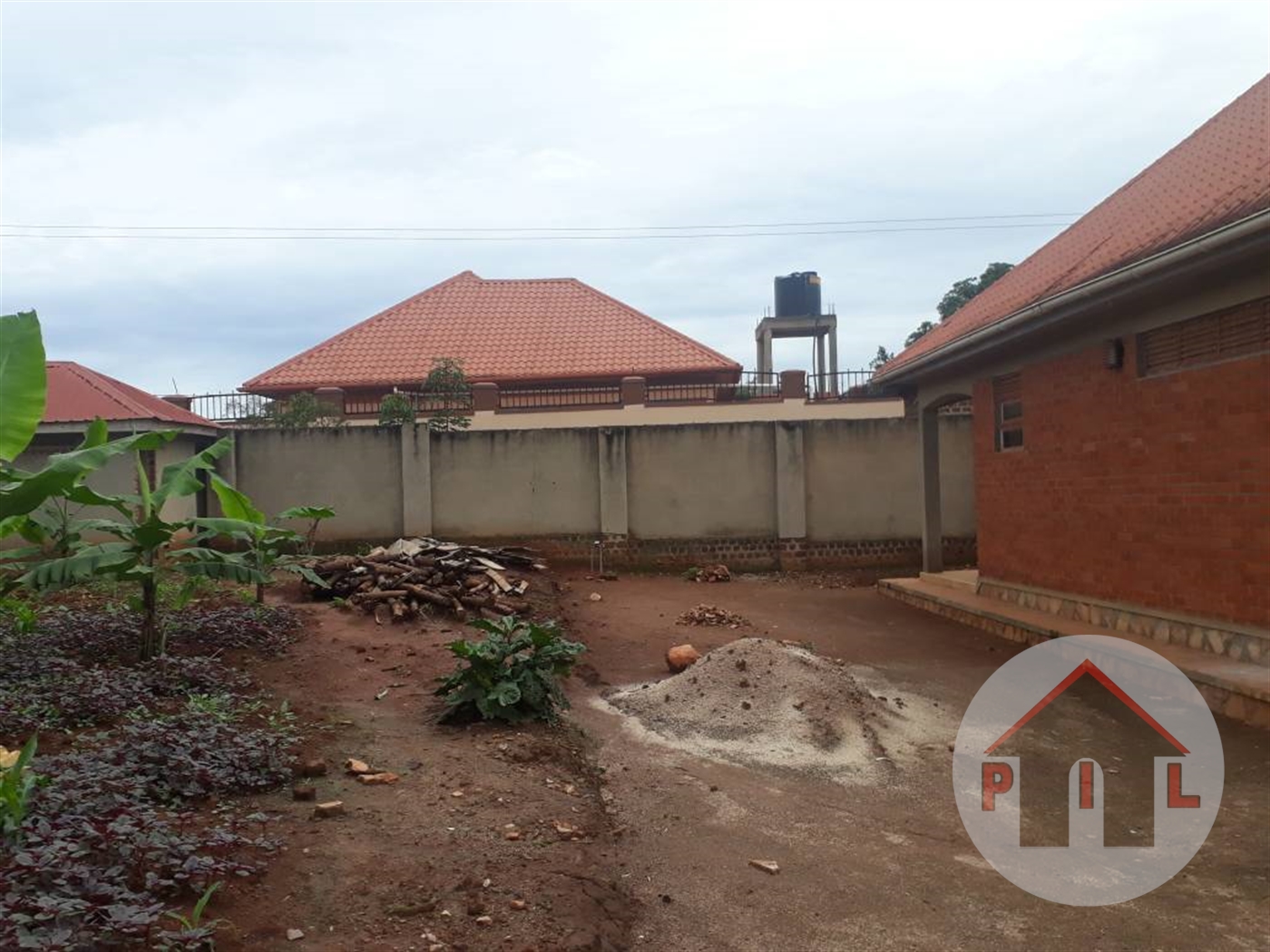 Bungalow for sale in Kitagobwa Wakiso