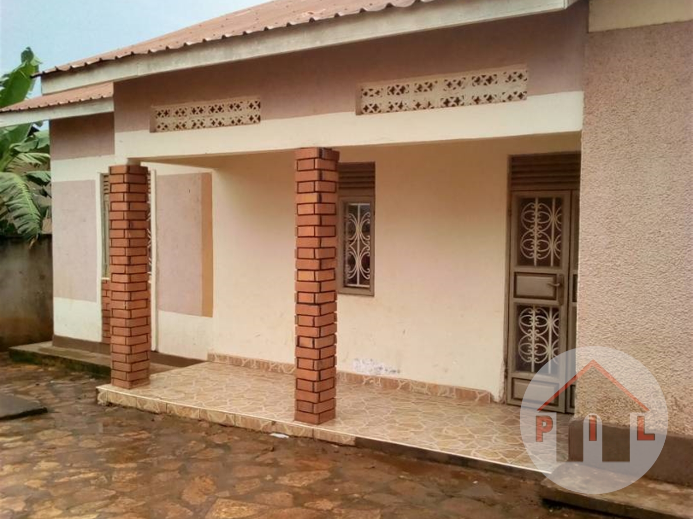 Bungalow for rent in Kyebando Kampala