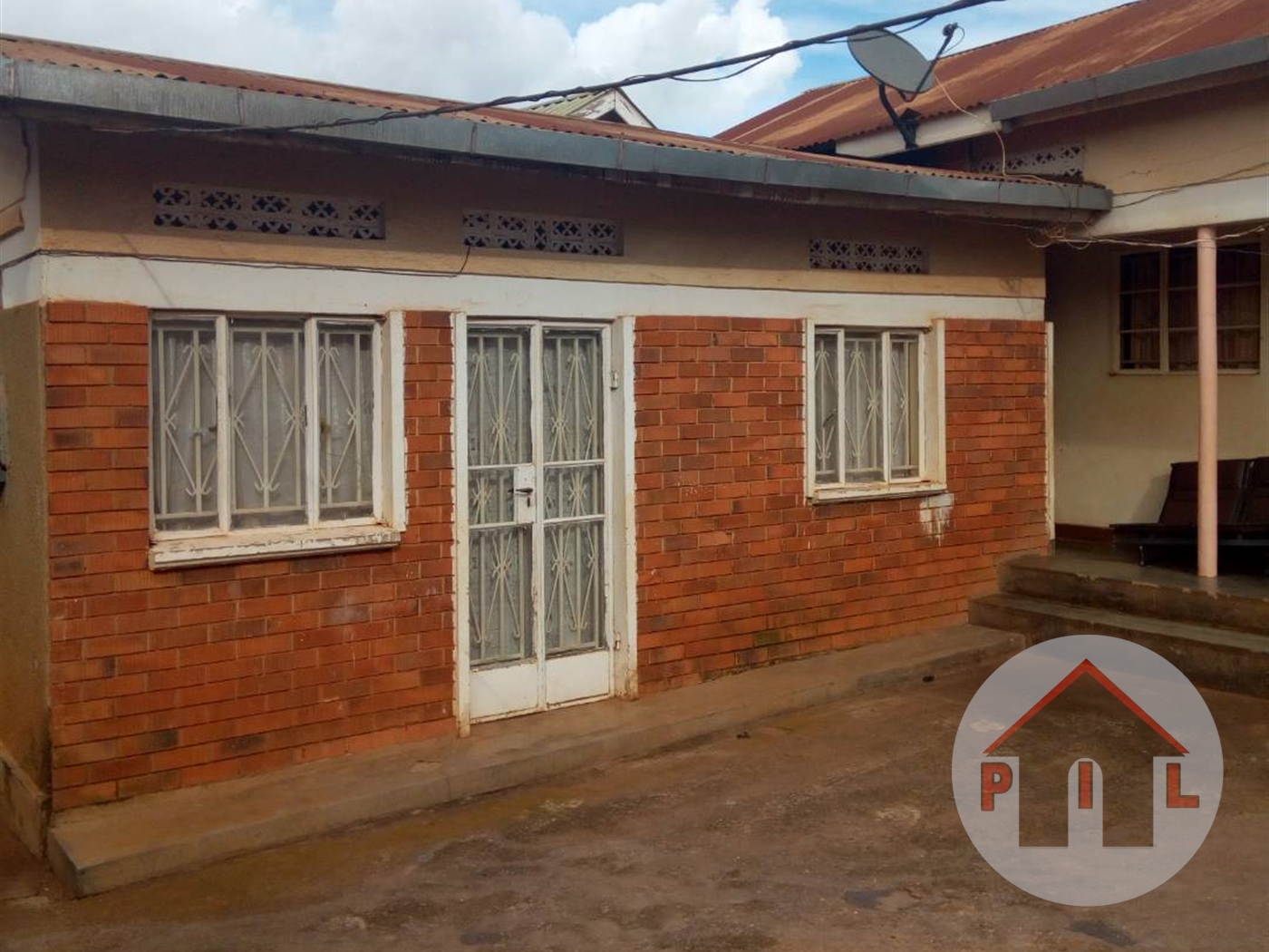 Bungalow for sale in Mbuya Wakiso