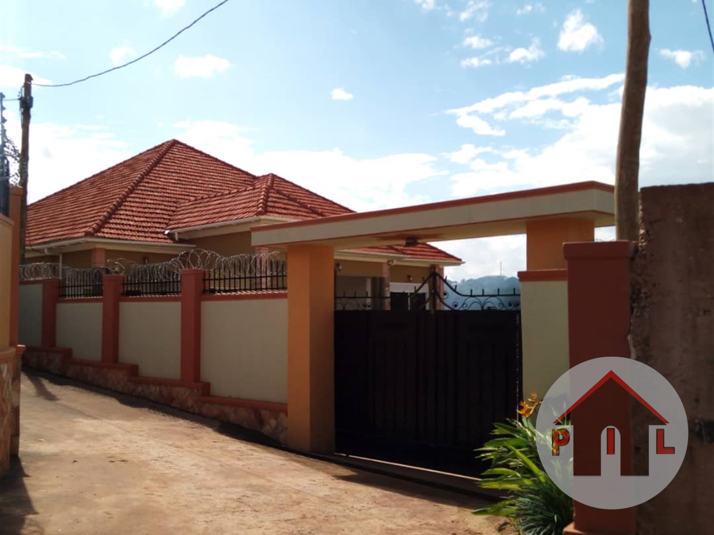 Bungalow for sale in Kira Wakiso