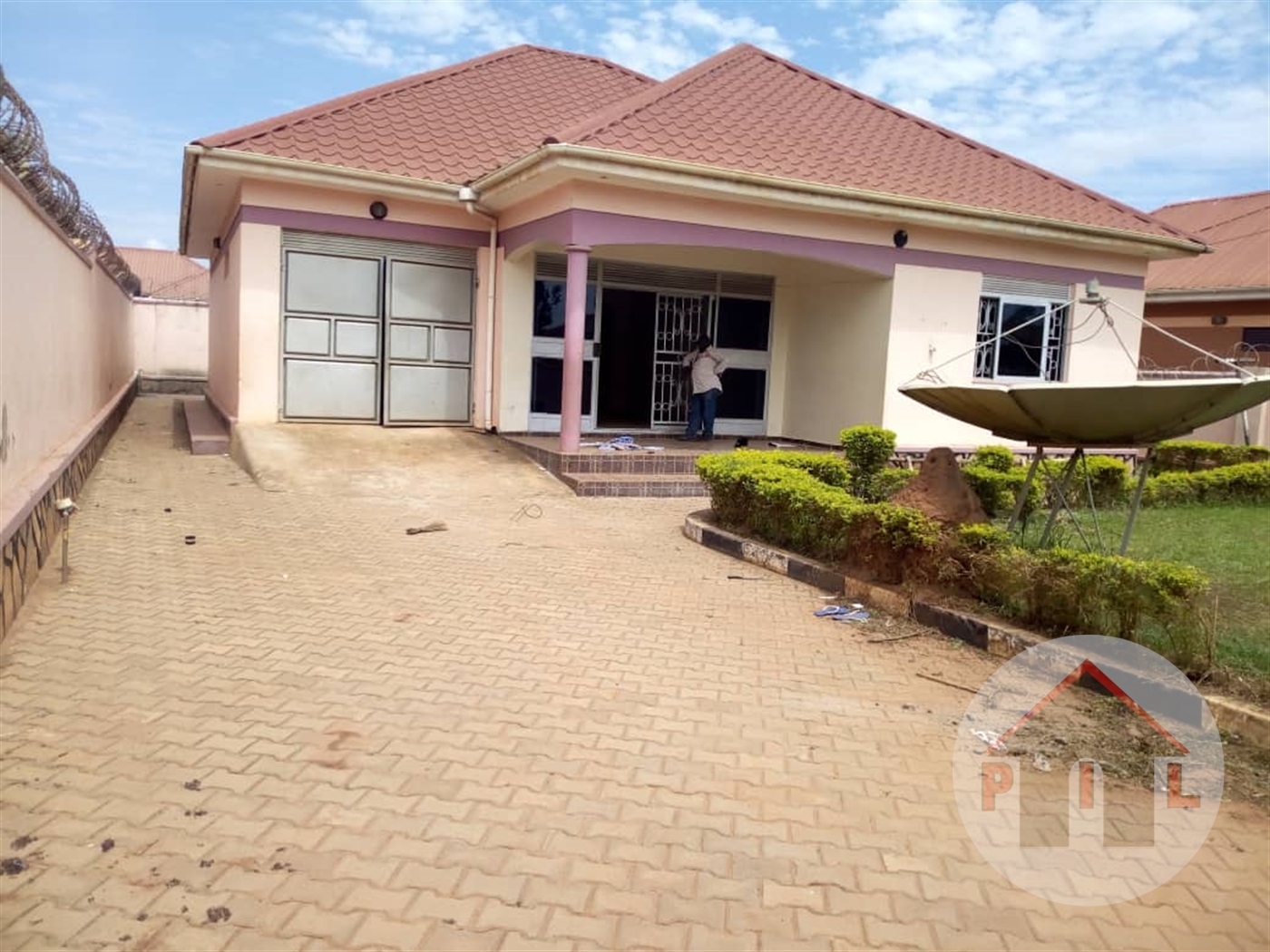 Bungalow for sale in Mbalwa Wakiso