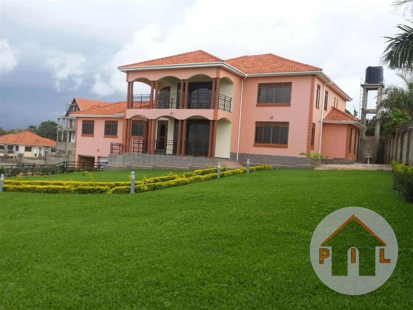 Apartment for sale in Lubowa Wakiso