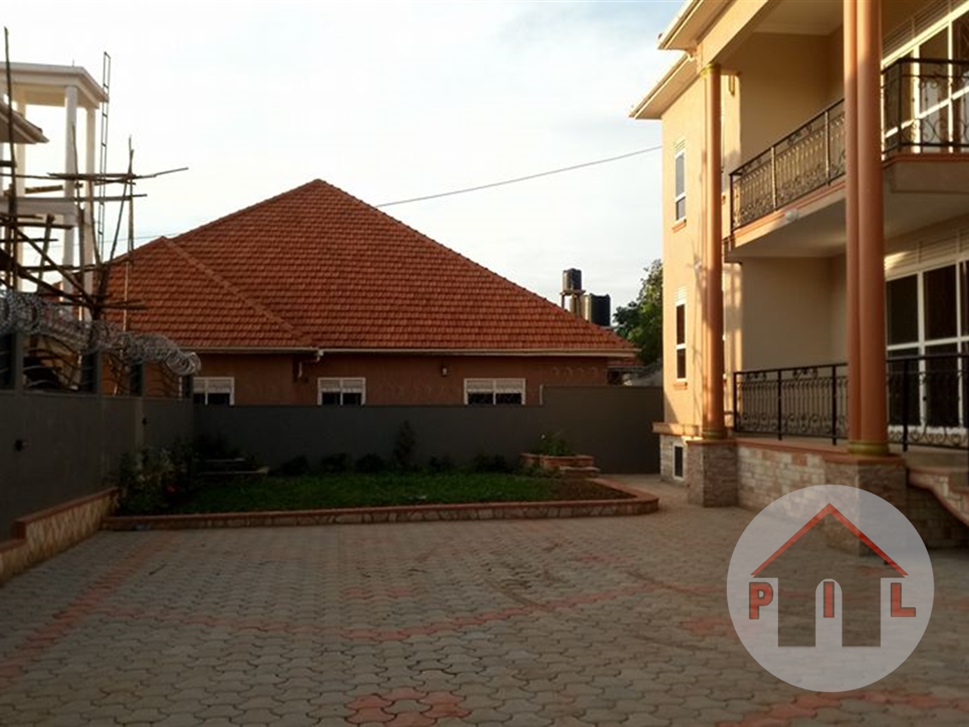 Duplex for sale in Naalya Kampala