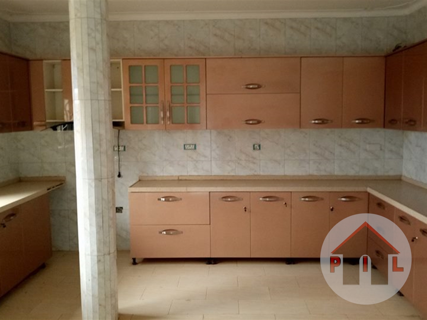 Mansion for sale in Namugongo Wakiso