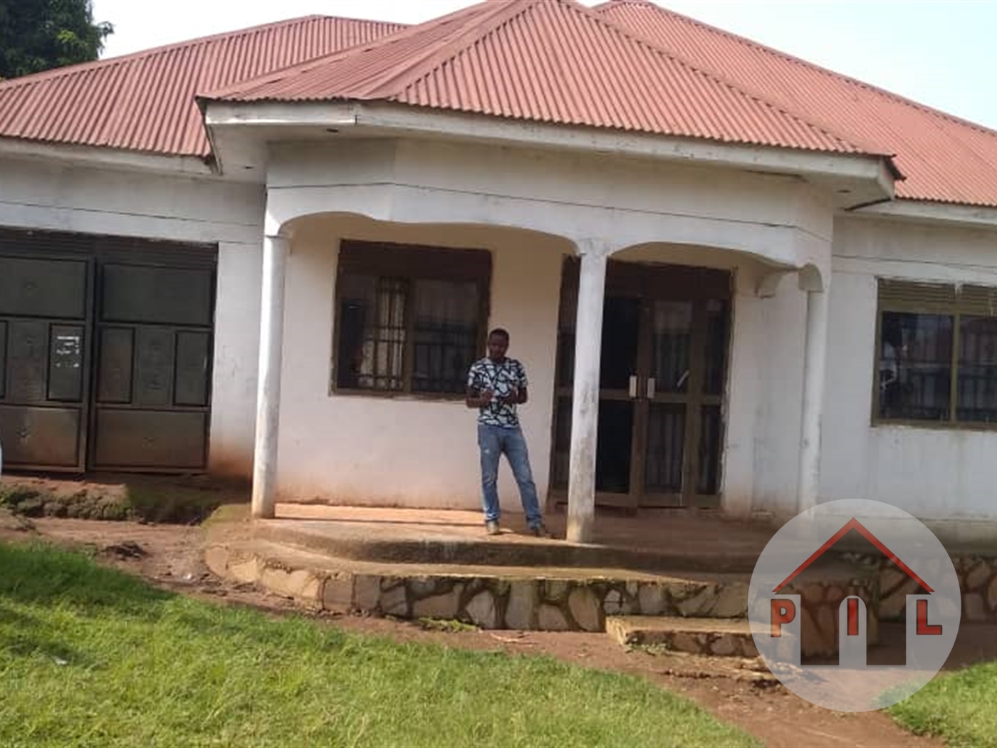 Bungalow for sale in Kitende Wakiso