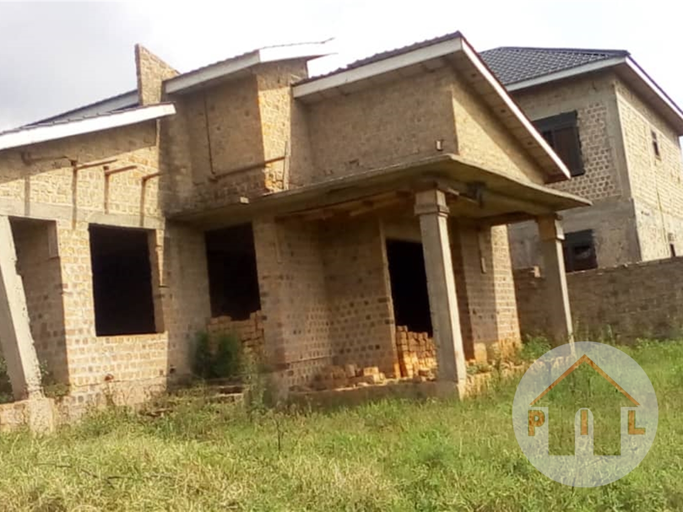 Shell House for sale in Namugongo Wakiso