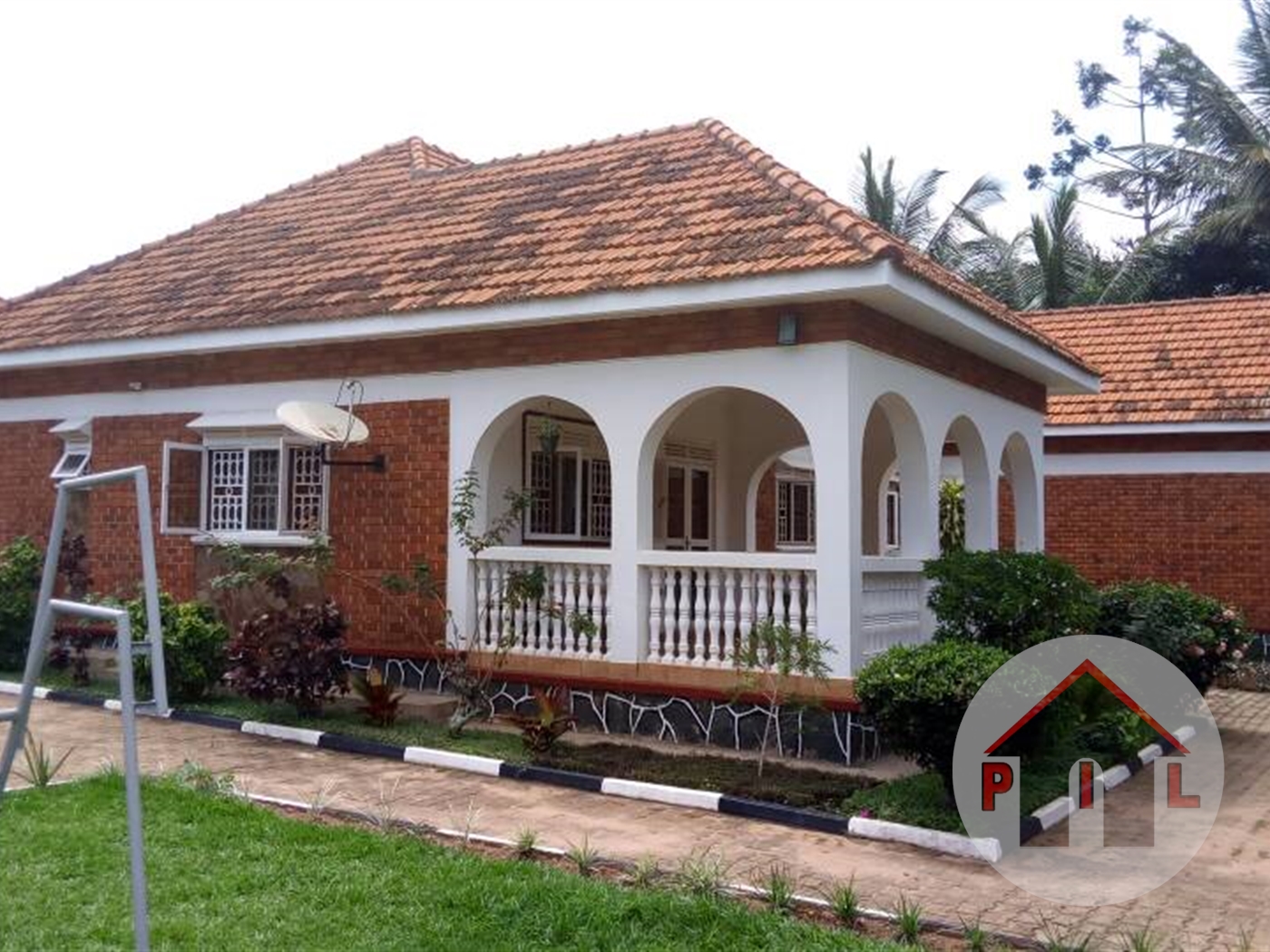 Bungalow for sale in Munyonyo Kampala