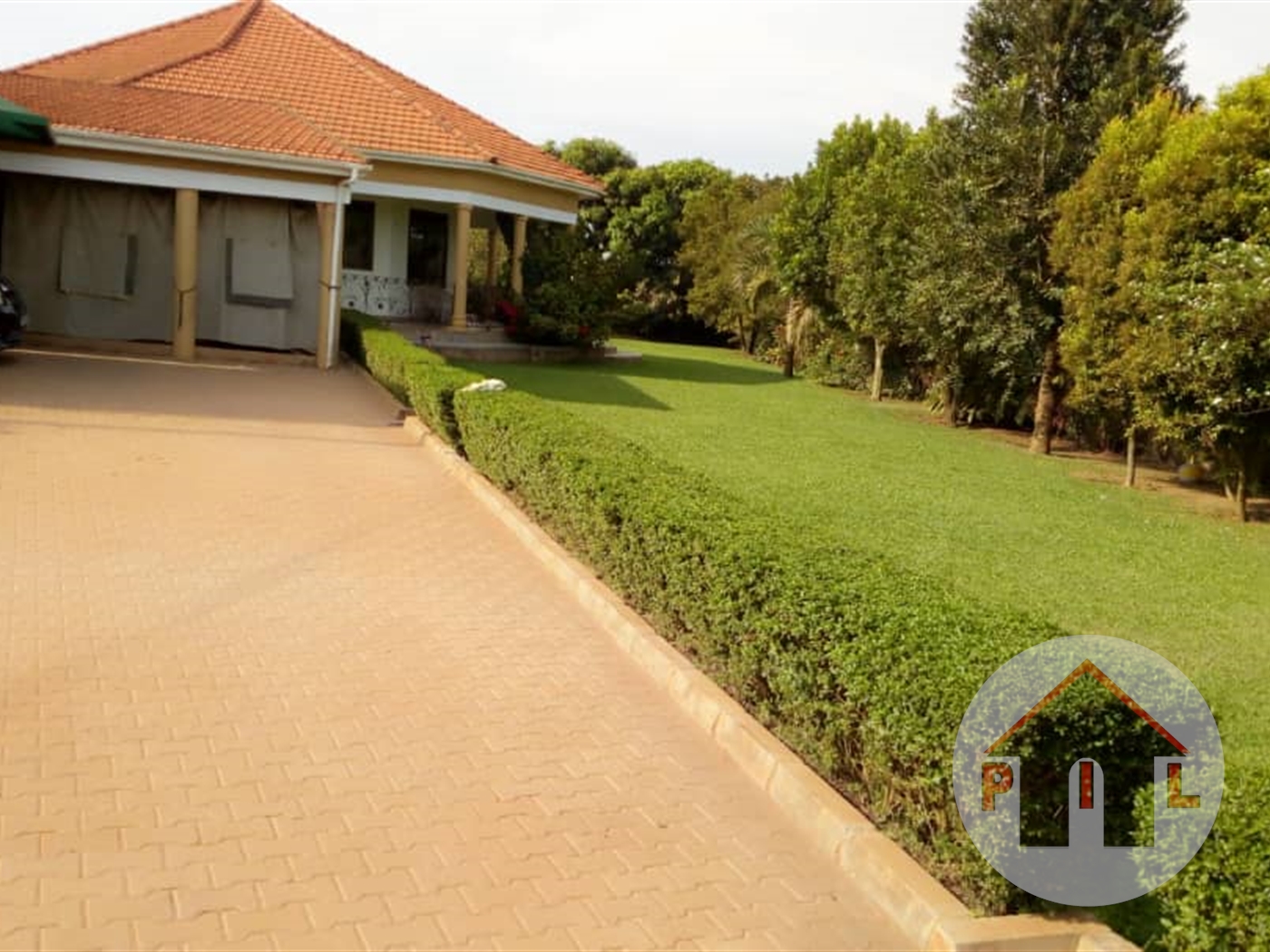 Bungalow for sale in Bweyogerere Wakiso