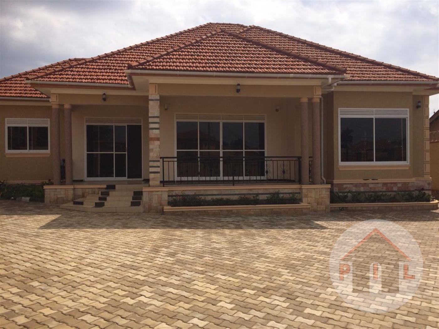 Bungalow for sale in Lweza Wakiso