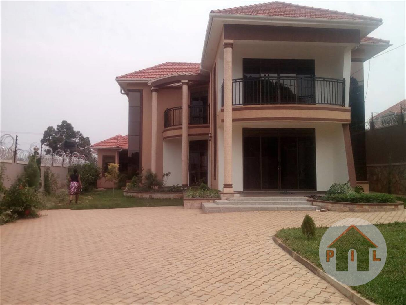 Bungalow for sale in Kisaasi Wakiso