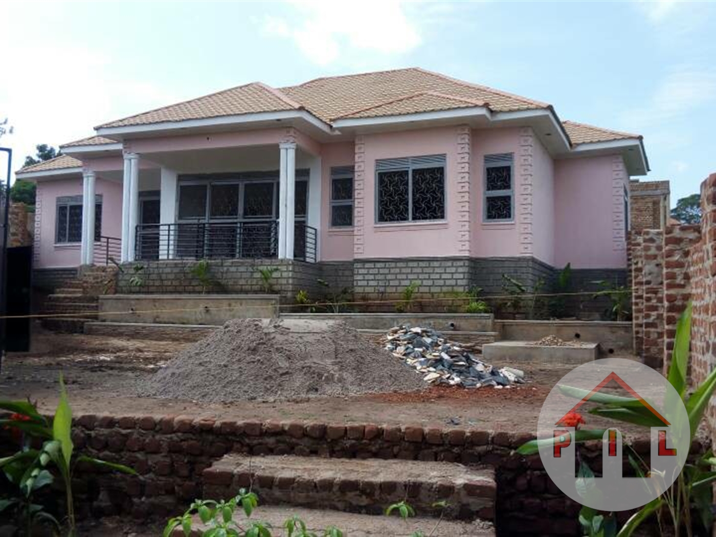 Bungalow for sale in Kira Wakiso