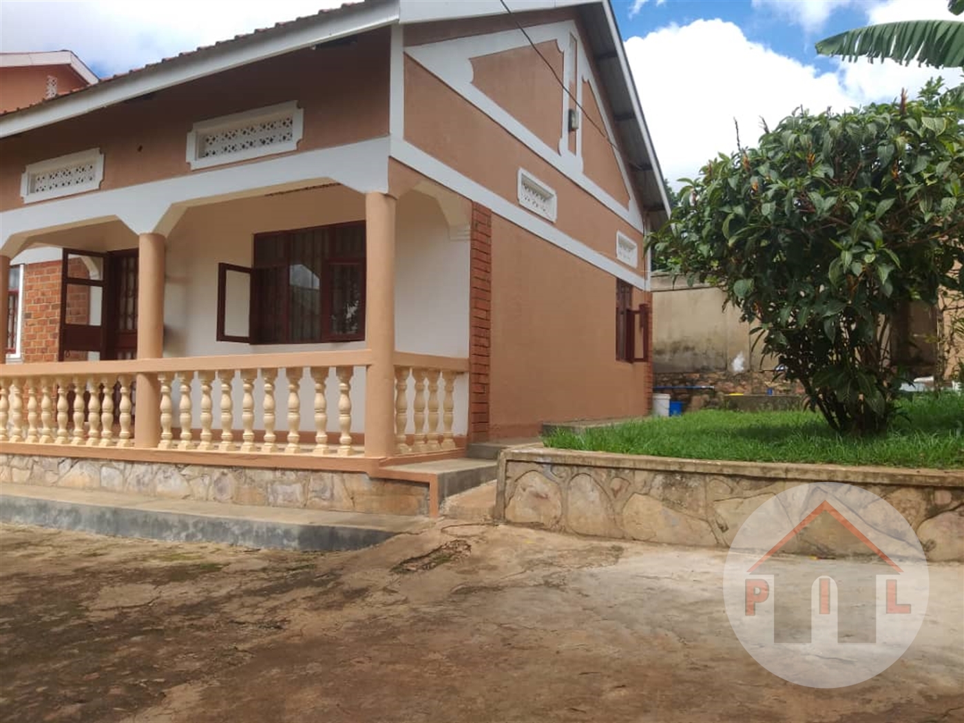 Bungalow for sale in Makindye Kampala