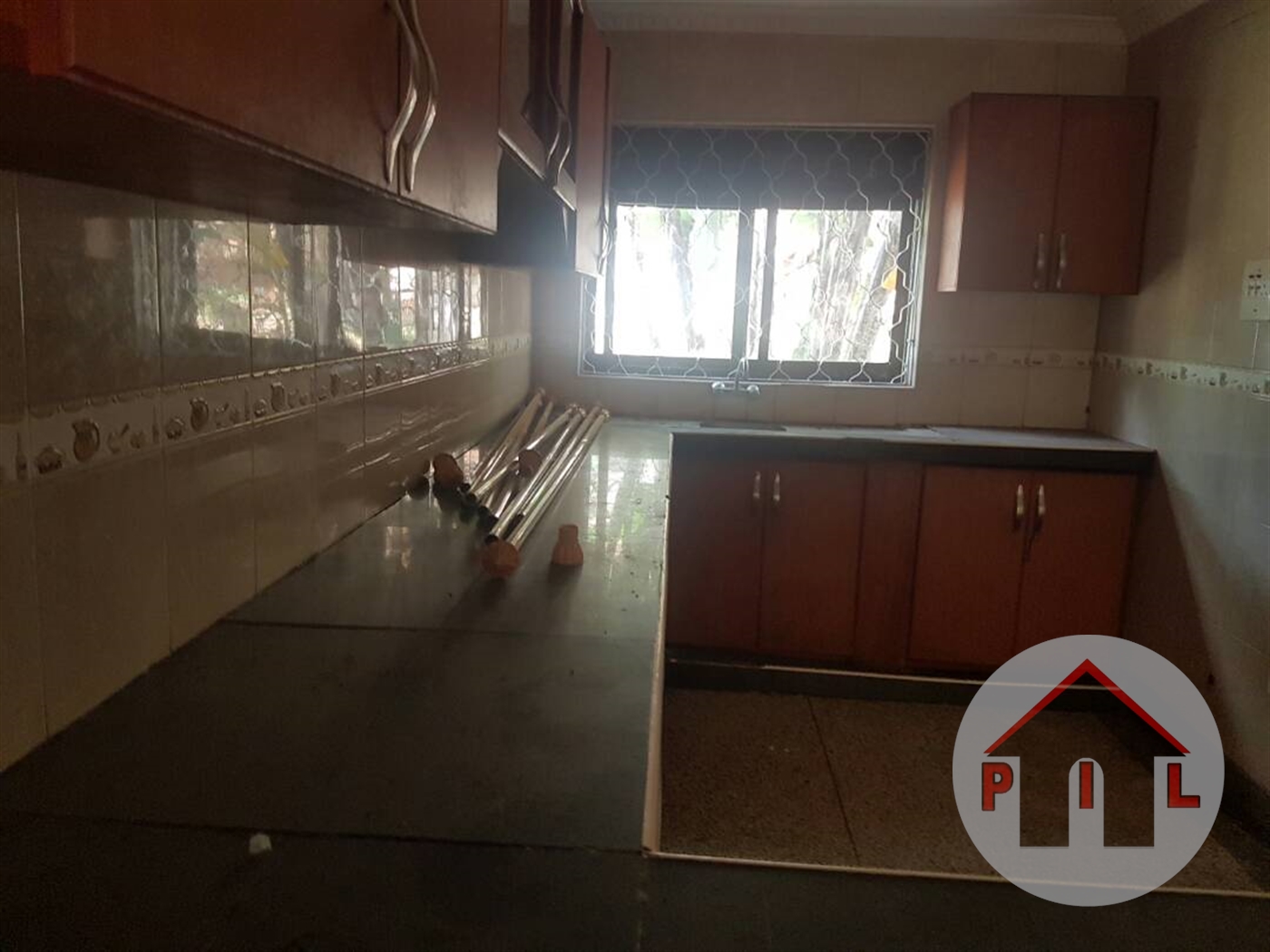 Bungalow for rent in Muyenga Kampala