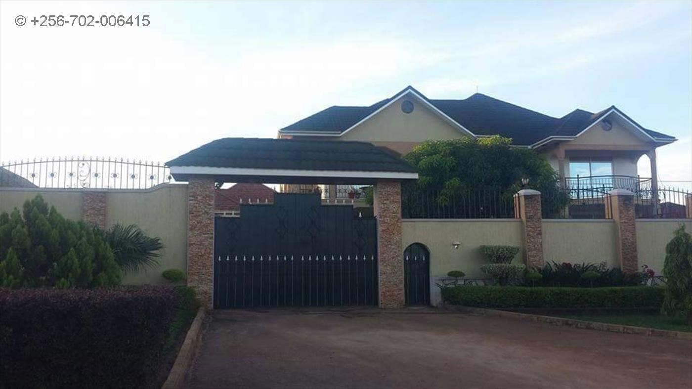 Mansion for sale in Mbalwa Wakiso