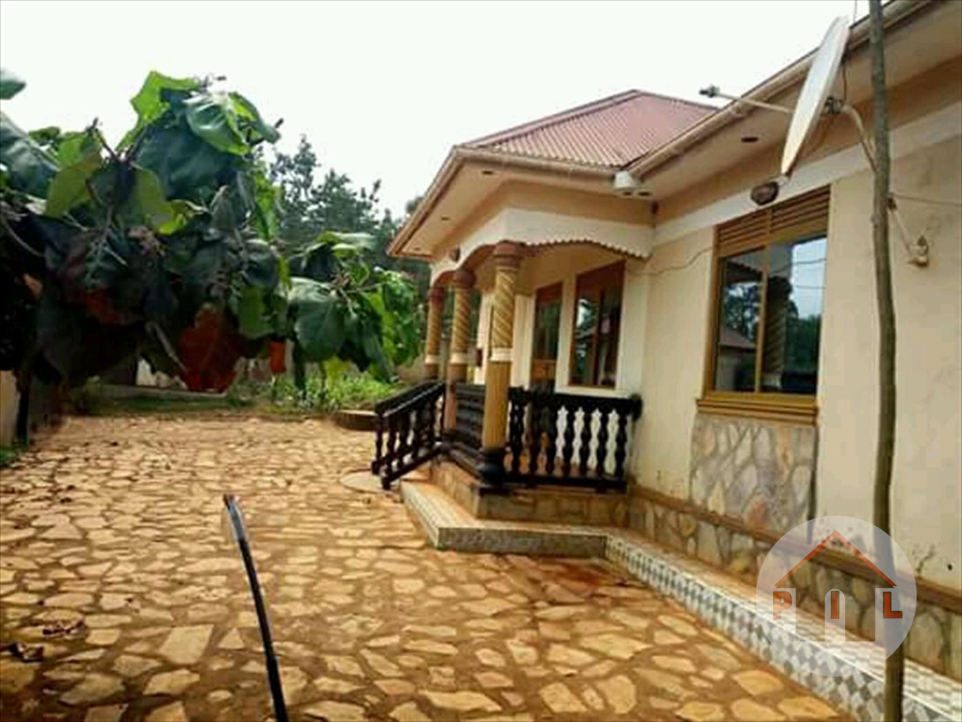 Bungalow for sale in Kasangati Wakiso