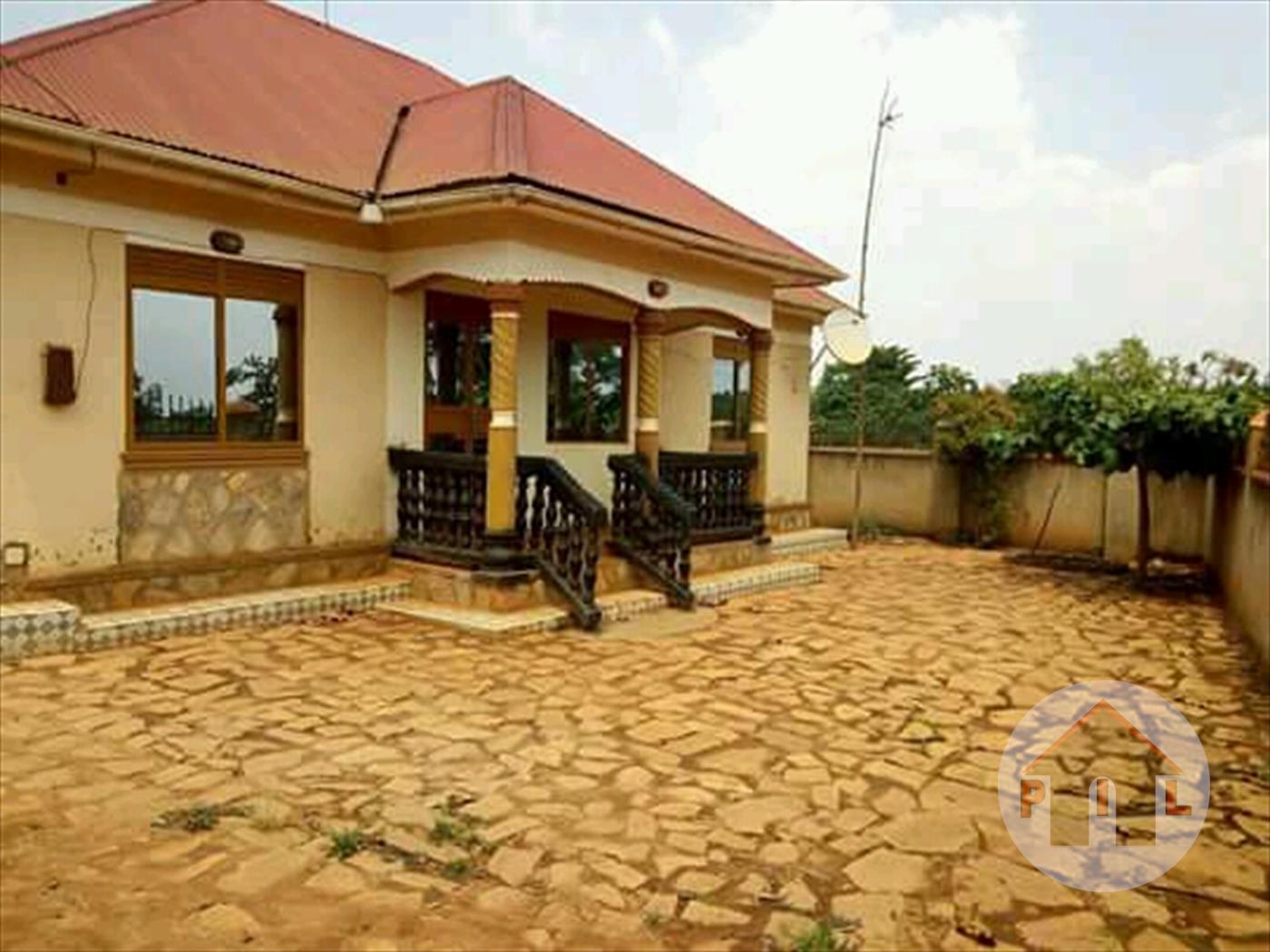 Bungalow for sale in Kasangati Wakiso