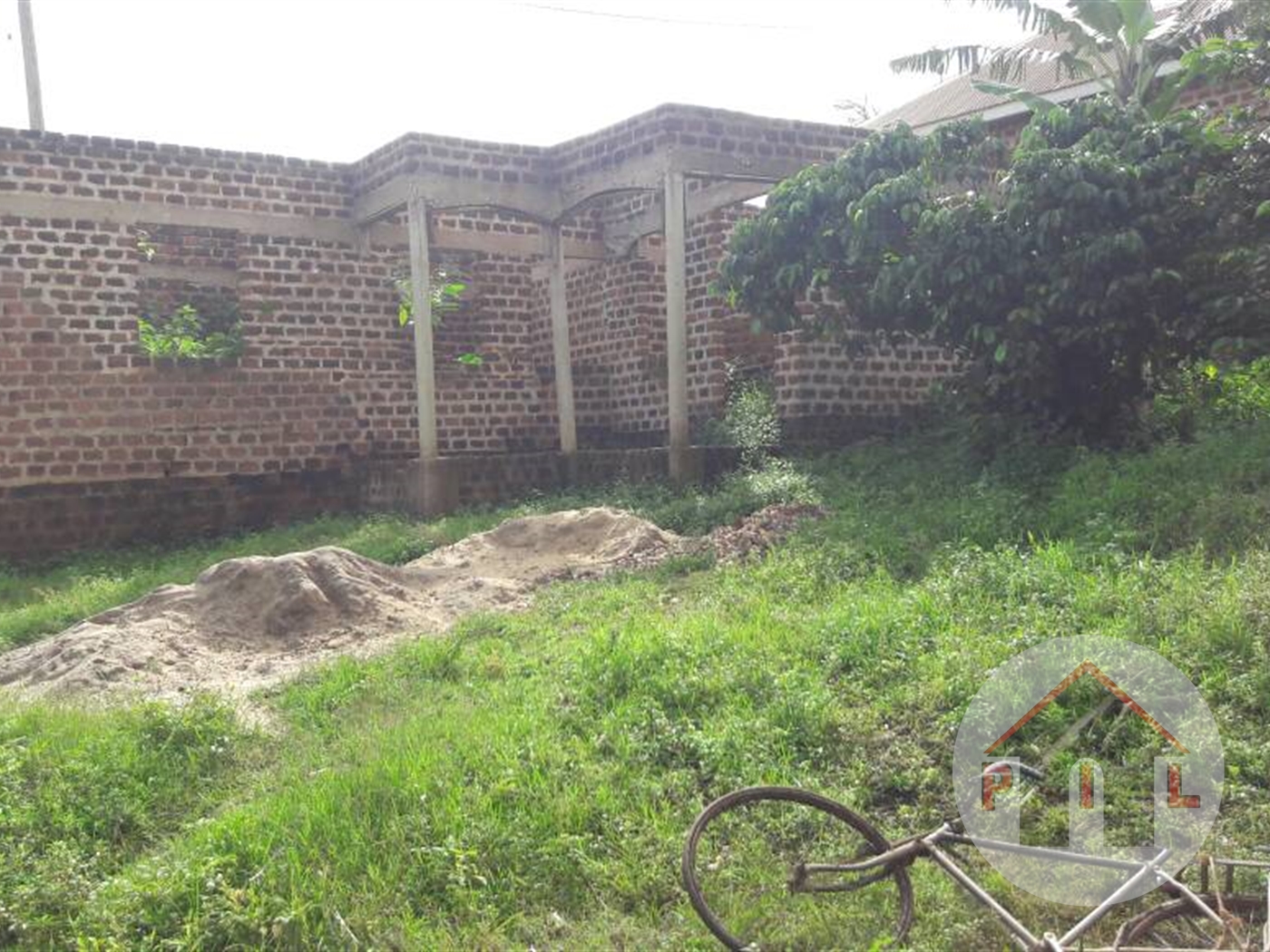 Shell House for sale in Seguku Wakiso