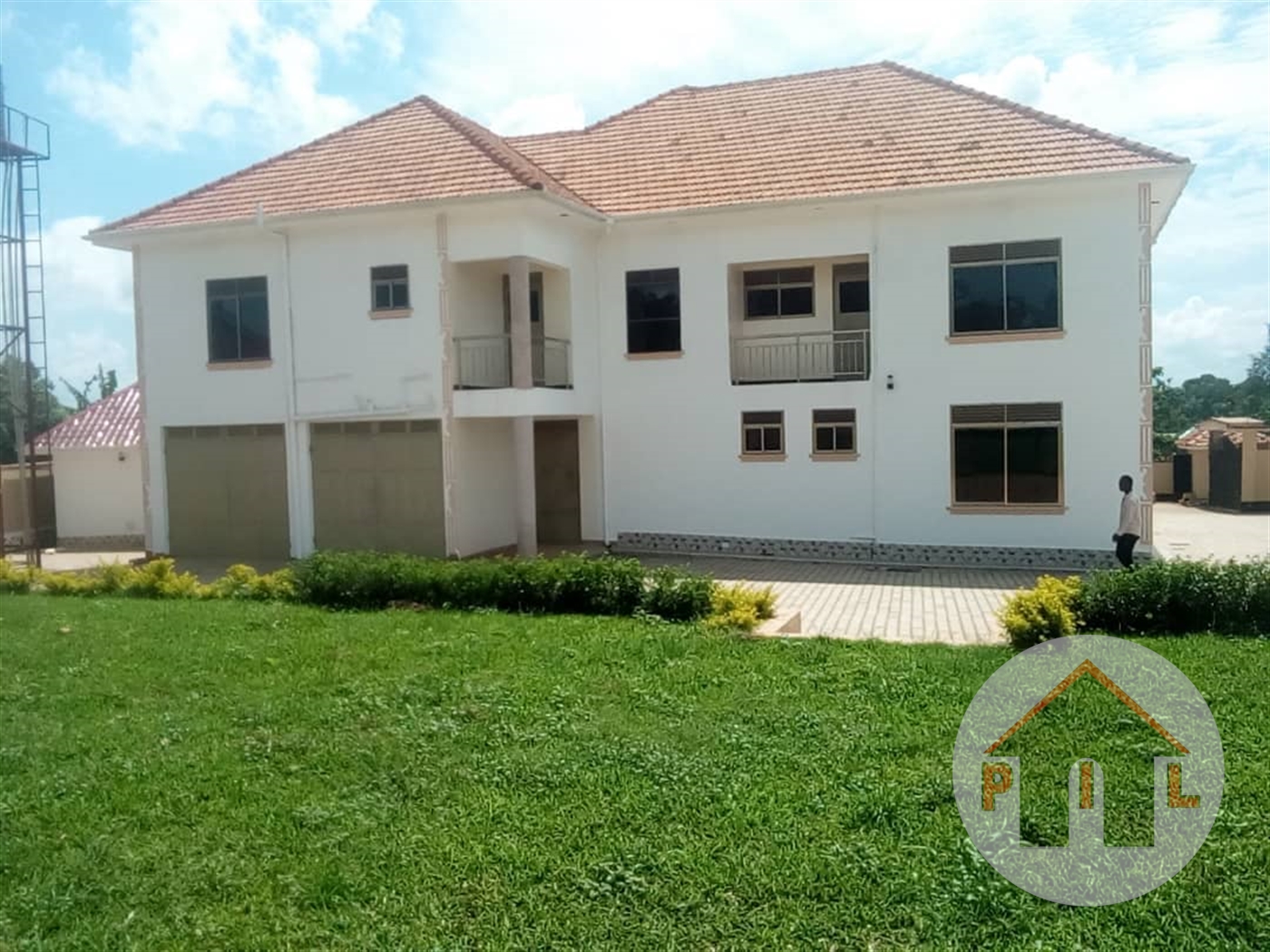 Mansion for sale in Gayaza Wakiso