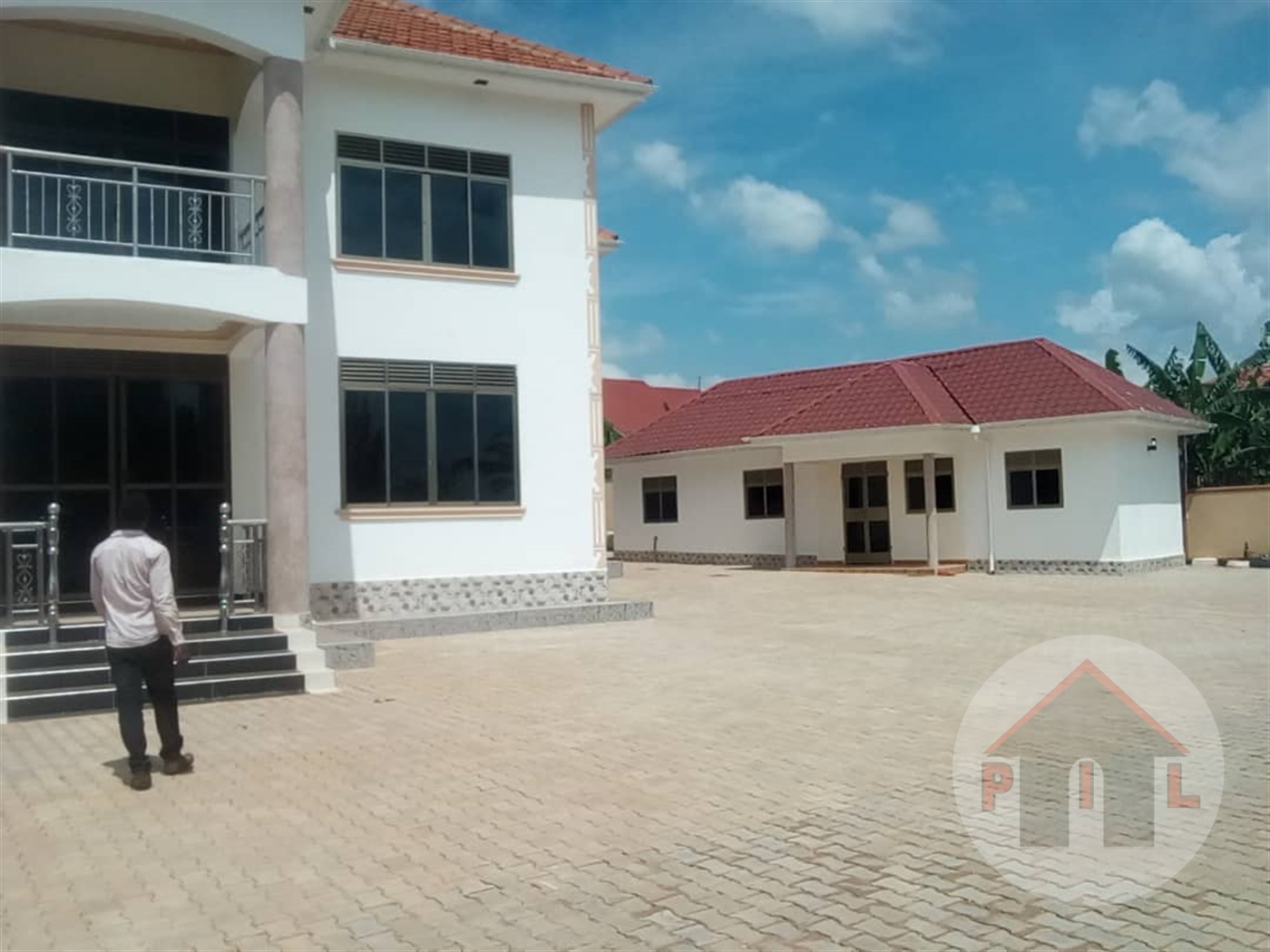 Mansion for sale in Gayaza Wakiso