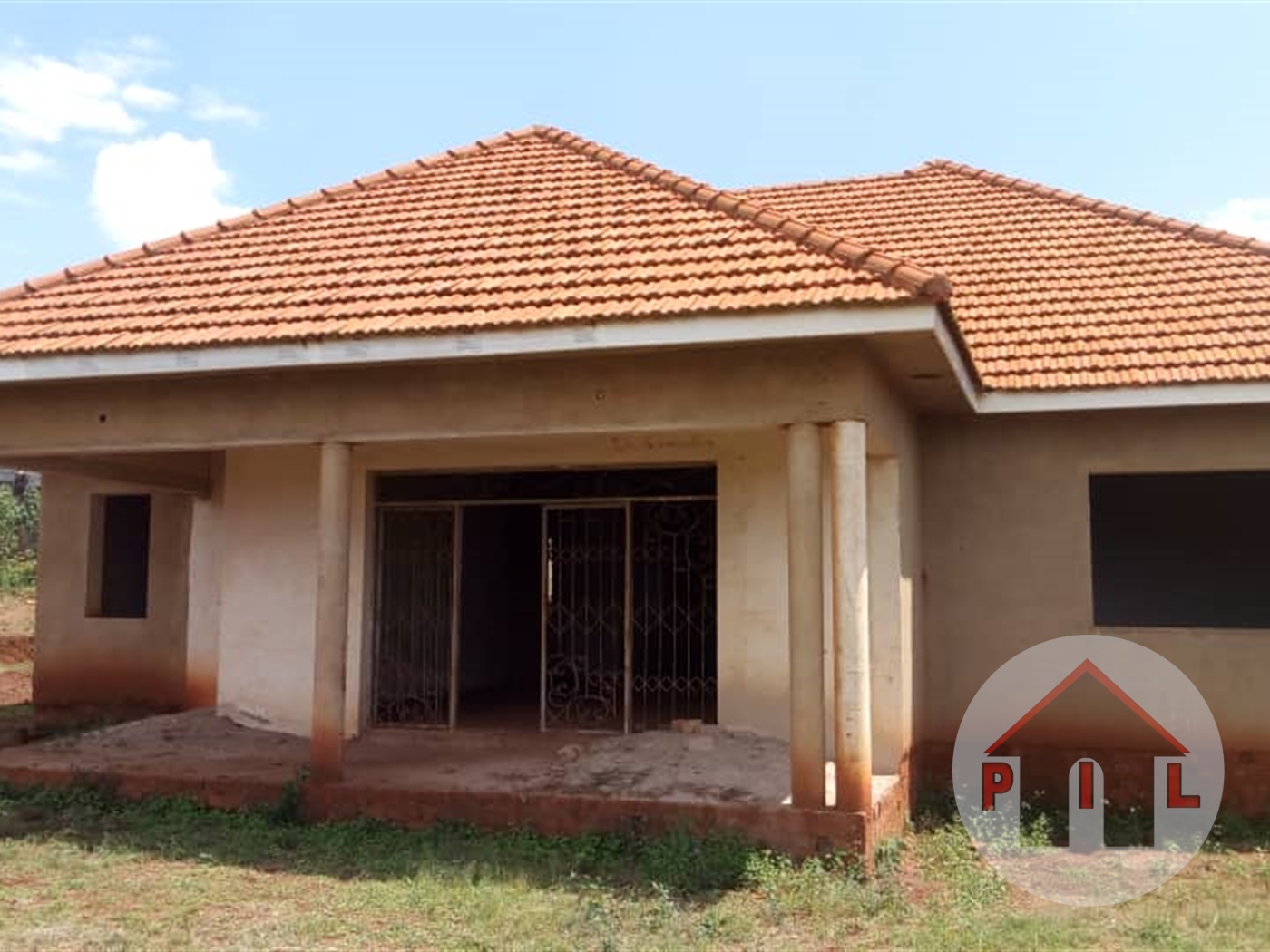 Shell House for sale in Kitende Wakiso