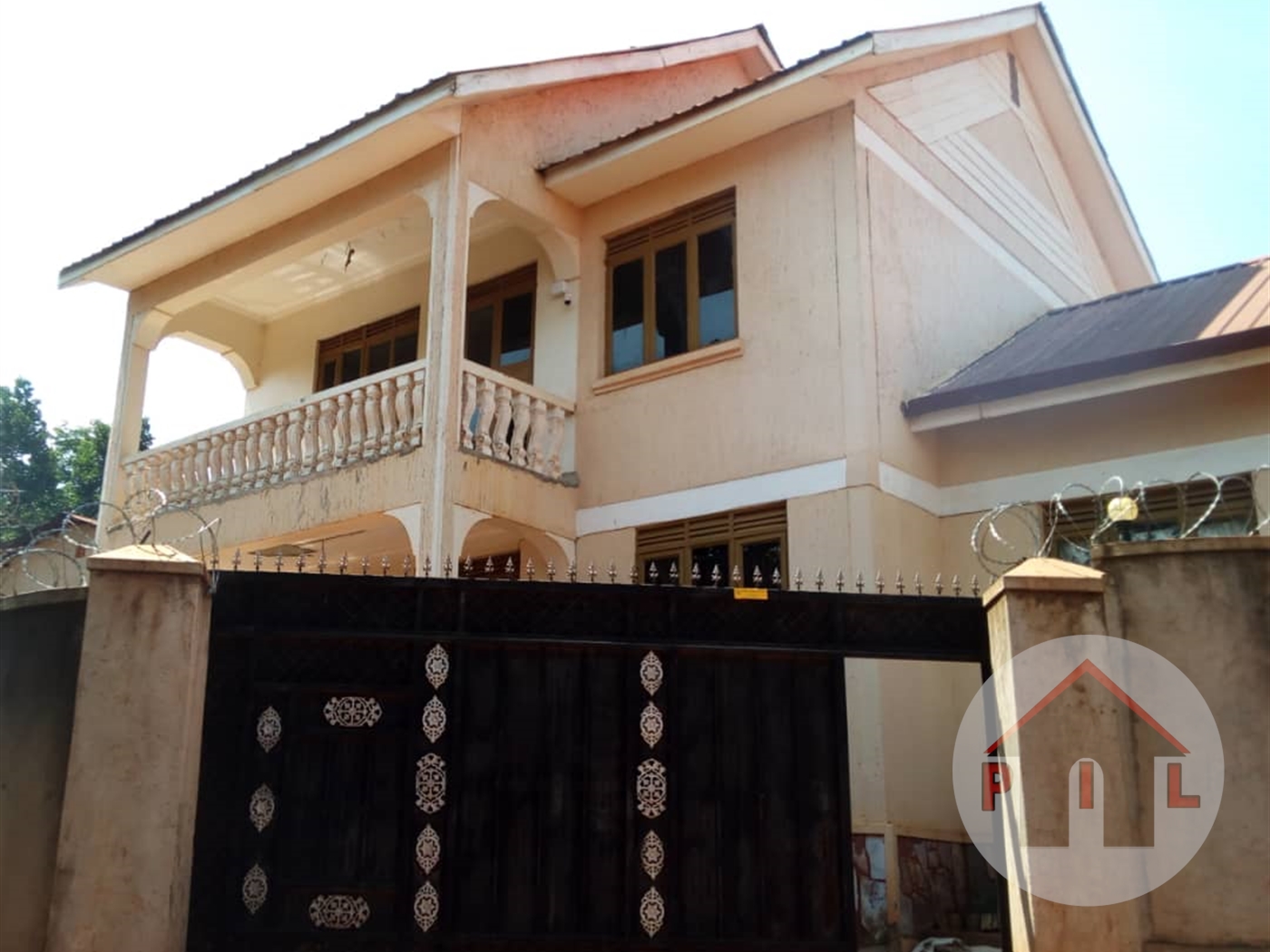 Mansion for sale in Kireka Wakiso