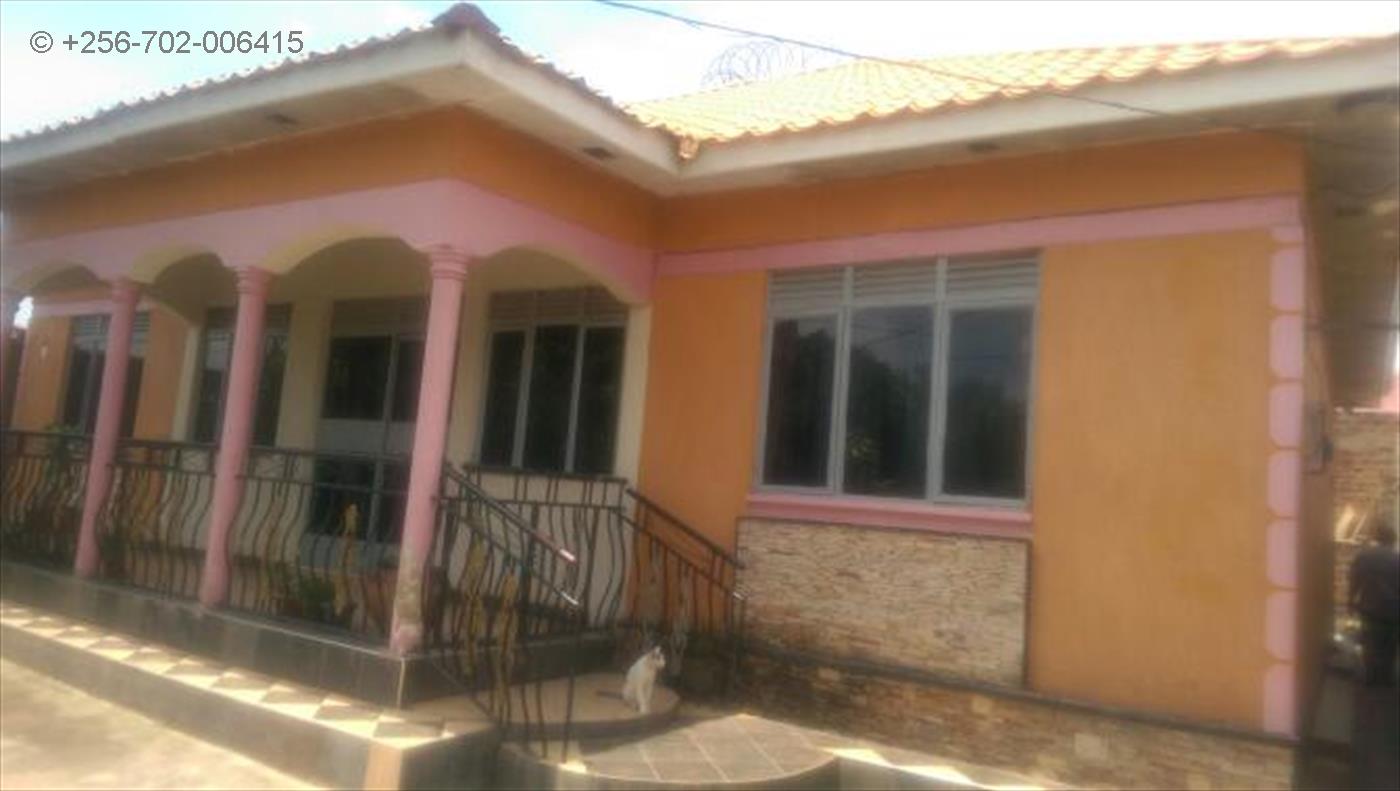 Bungalow for sale in Lutembe Wakiso