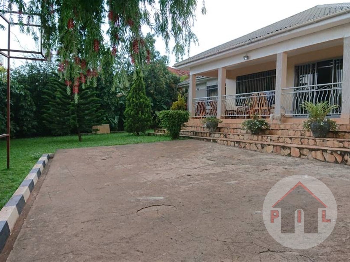 Bungalow for sale in Muyenga Kampala