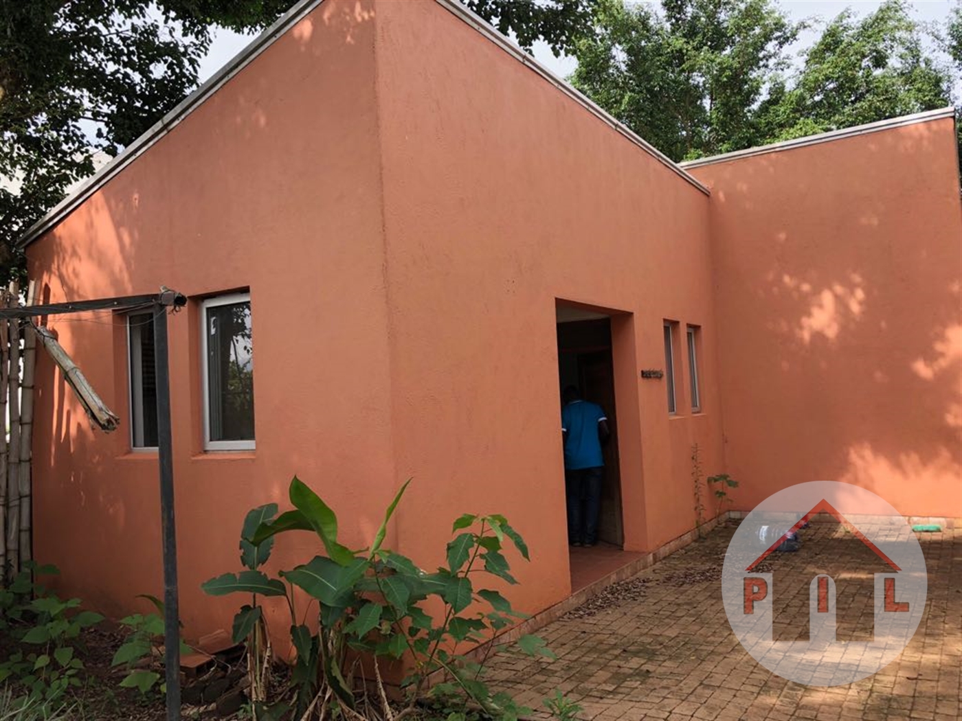 Mansion for sale in Lubowa Wakiso