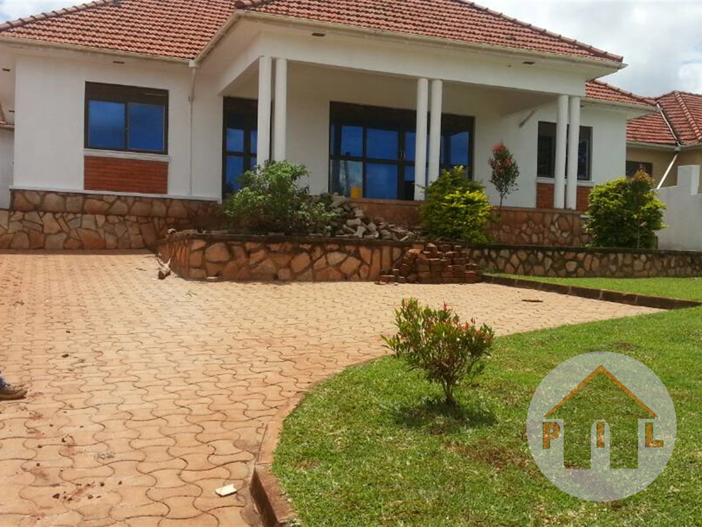 Town House for sale in Akright Wakiso