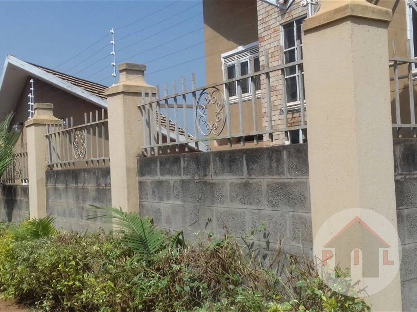 Mansion for sale in Munyonyo Kampala