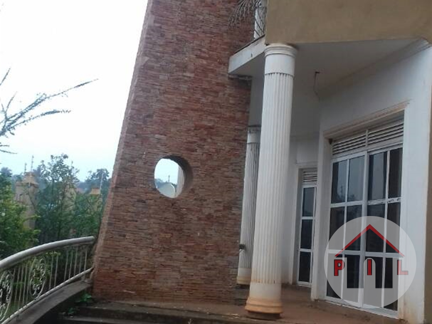 Mansion for sale in Munyonyo Kampala