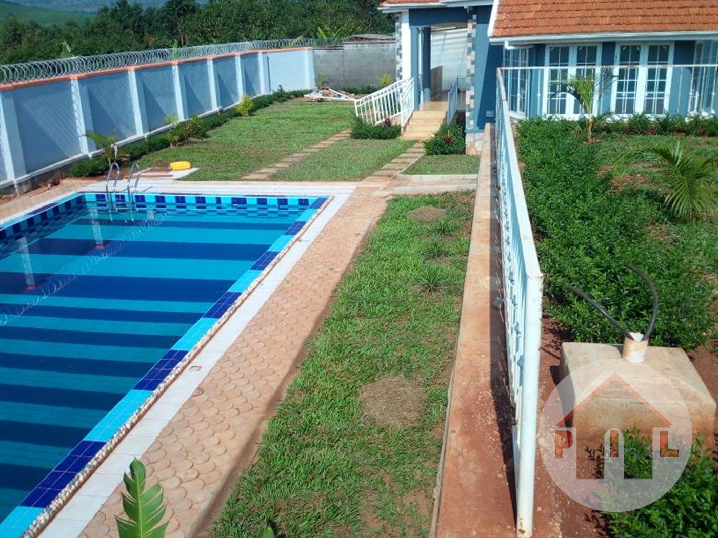 Bungalow for sale in Seguku Wakiso