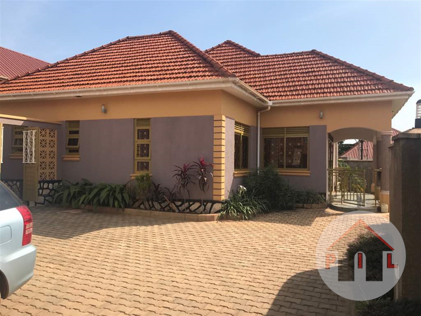 Bungalow for sale in Kansanga Kampala