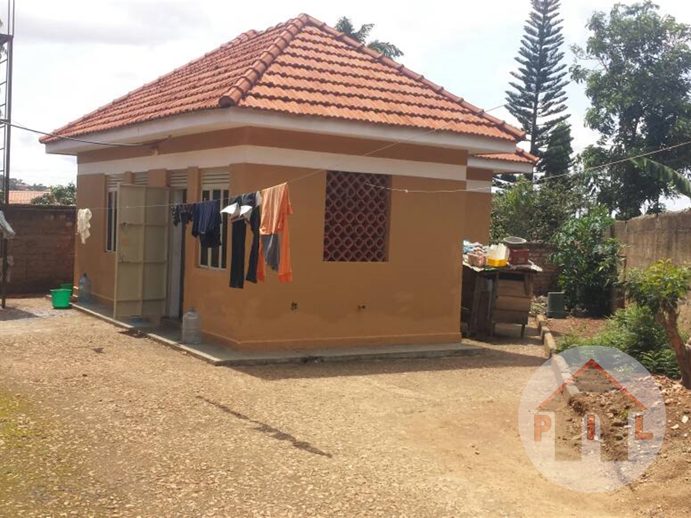 Bungalow for sale in Munyonyo Kampala