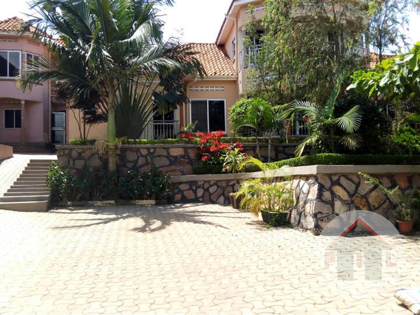 Mansion for sale in Munyonyo Kampala