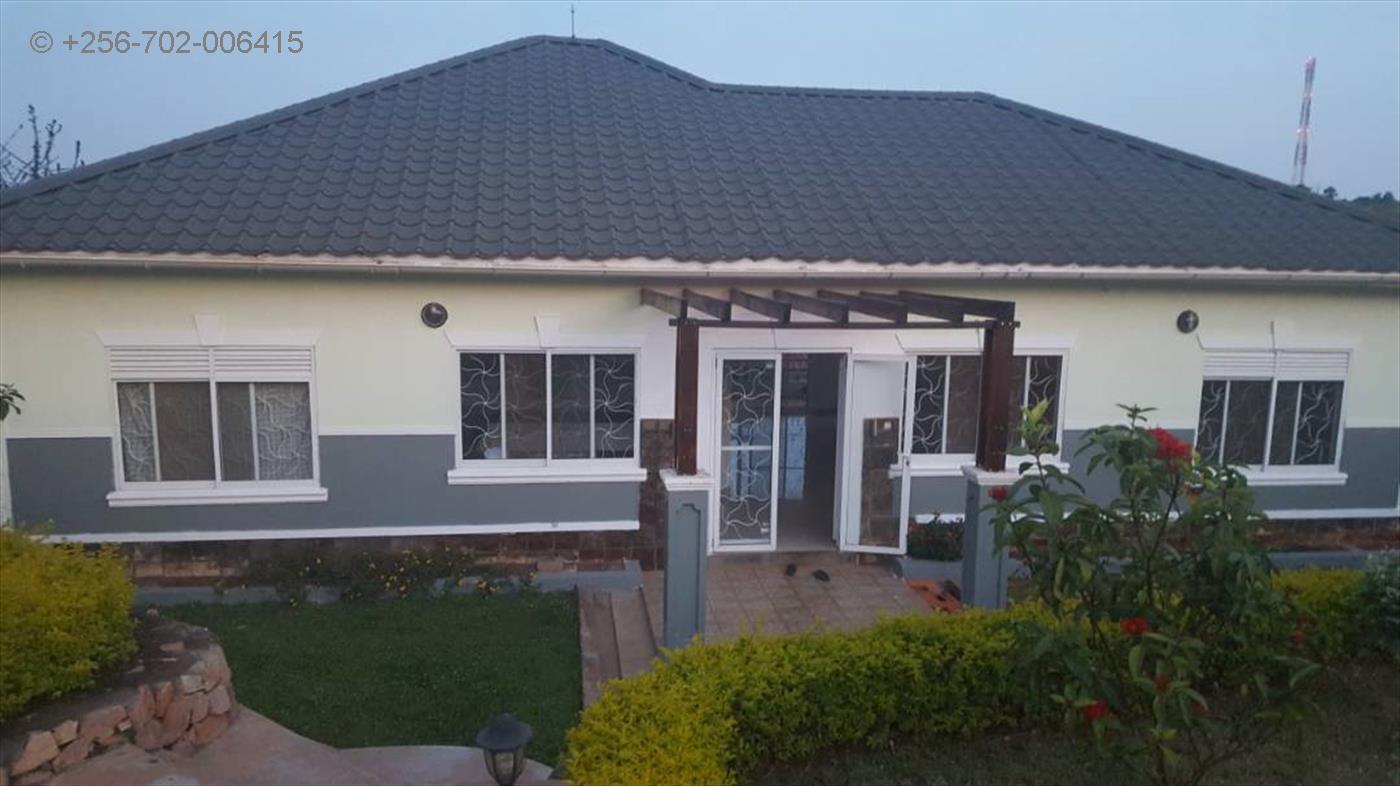 Bungalow for sale in Mutungo Wakiso