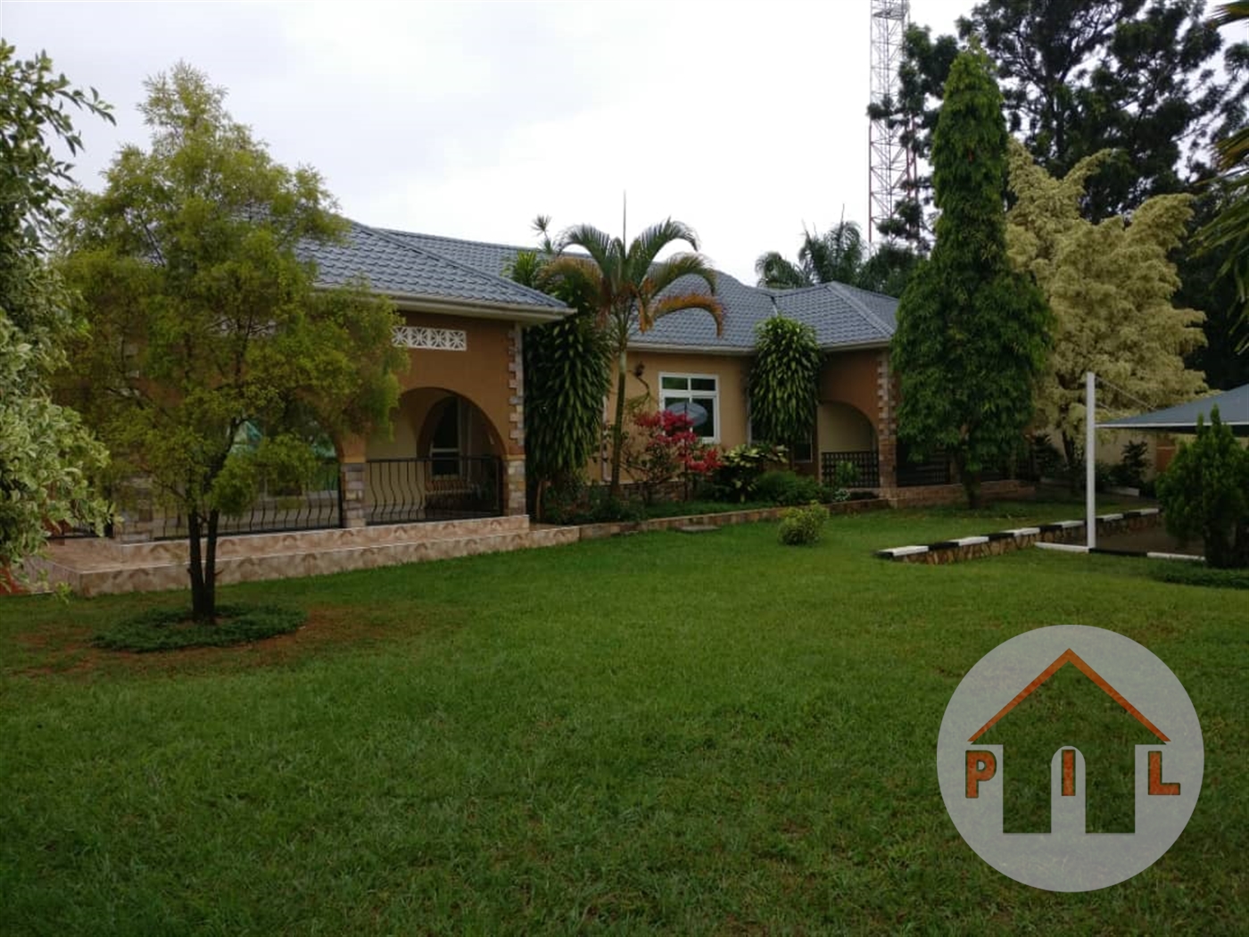 Bungalow for sale in Lubowa Kampala