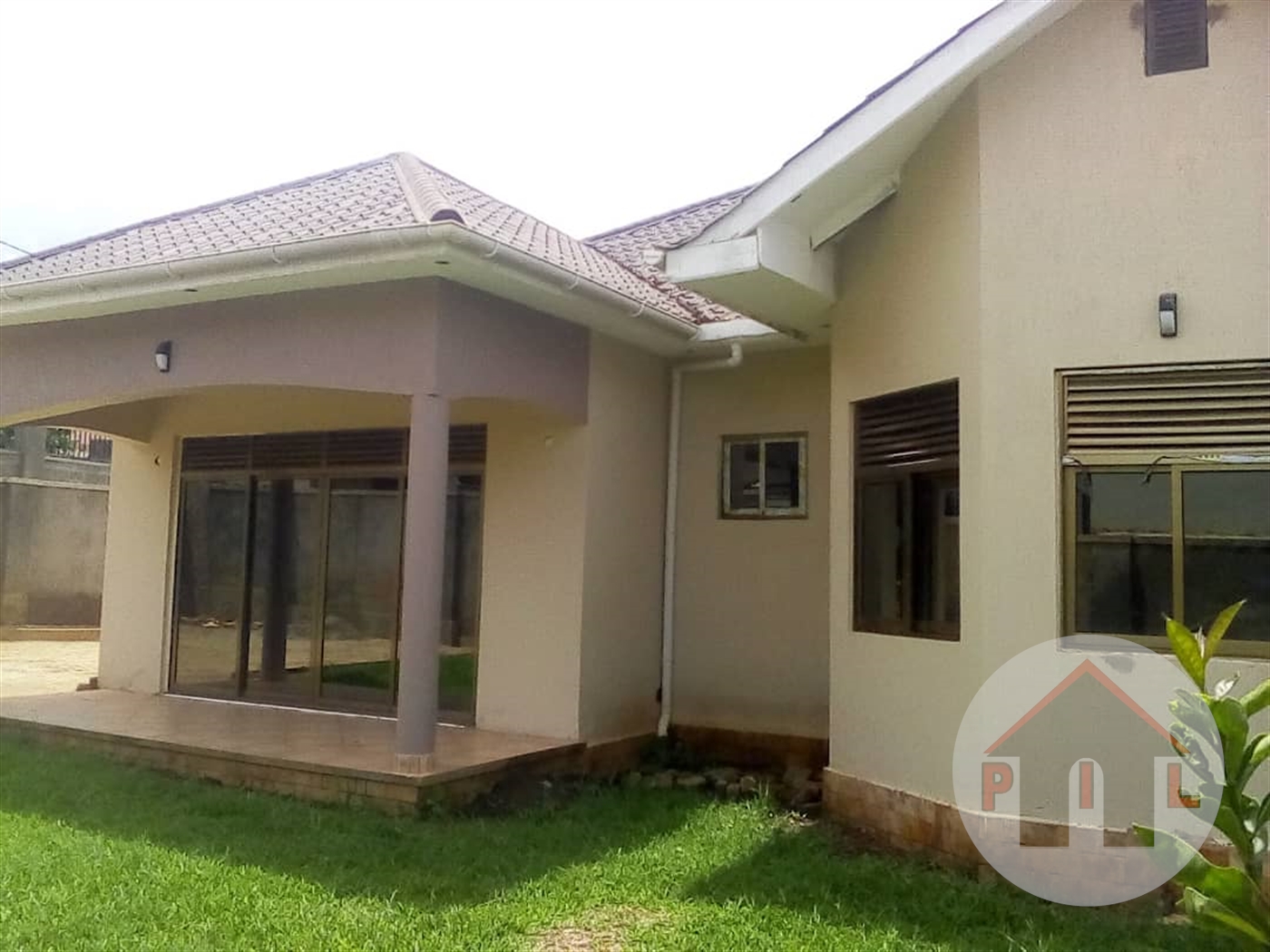 Bungalow for sale in Kira Wakiso