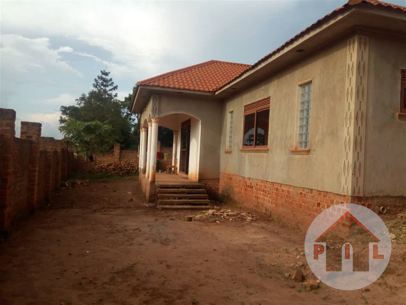 Bungalow for sale in Mbalwa Wakiso