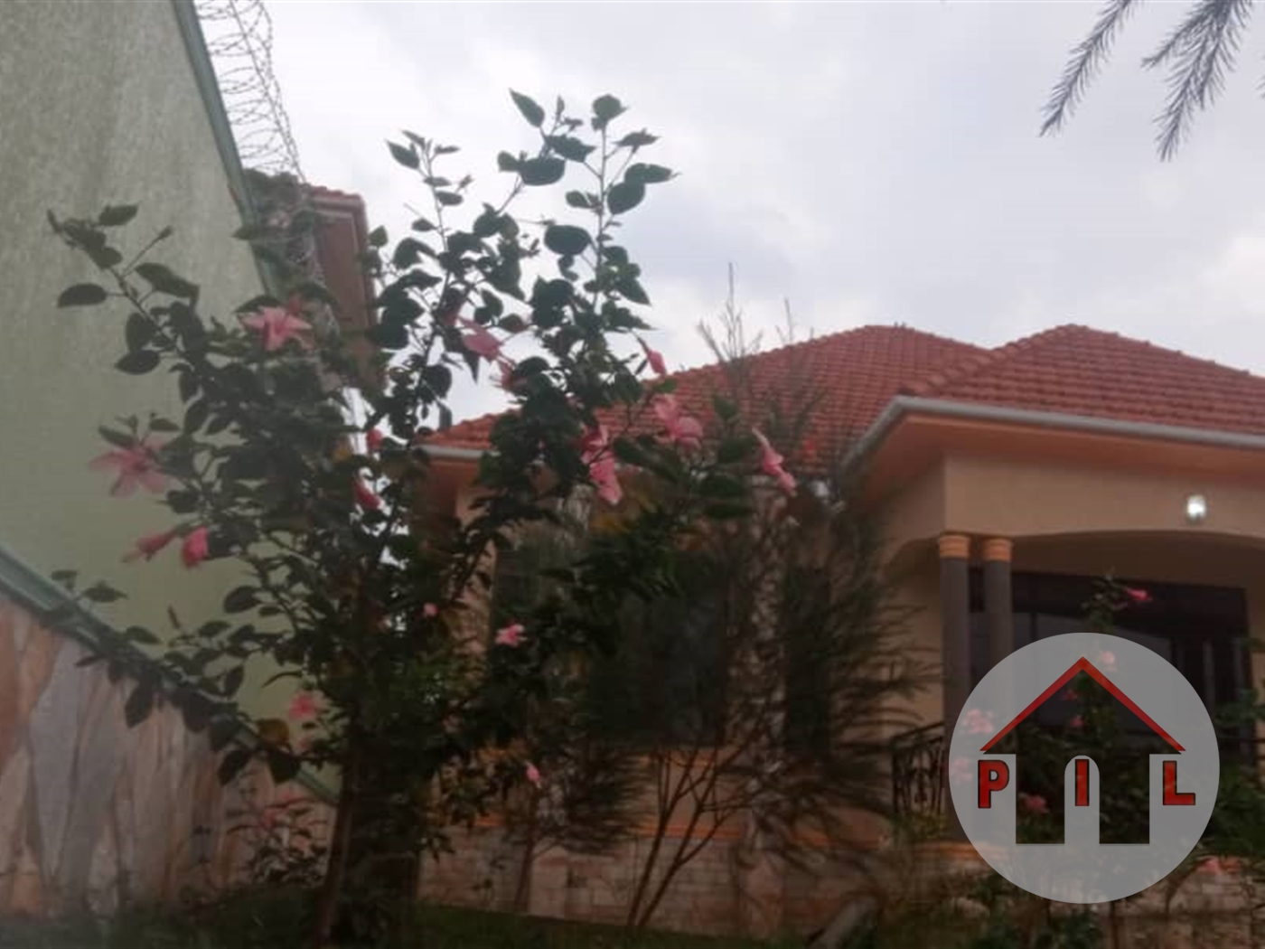 Bungalow for sale in Kyaliwajjala Wakiso