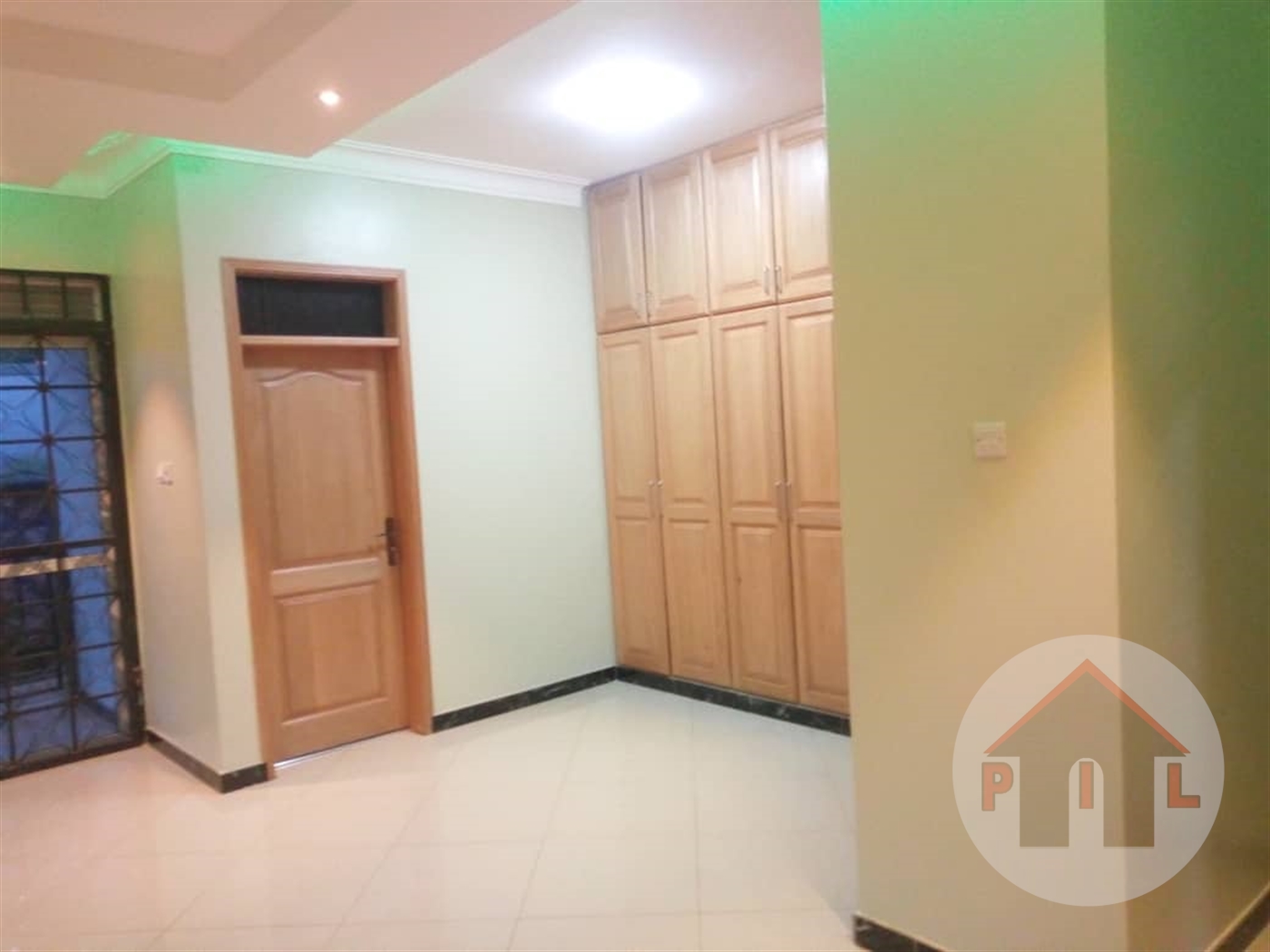 Mansion for sale in Munyonyo Kampala