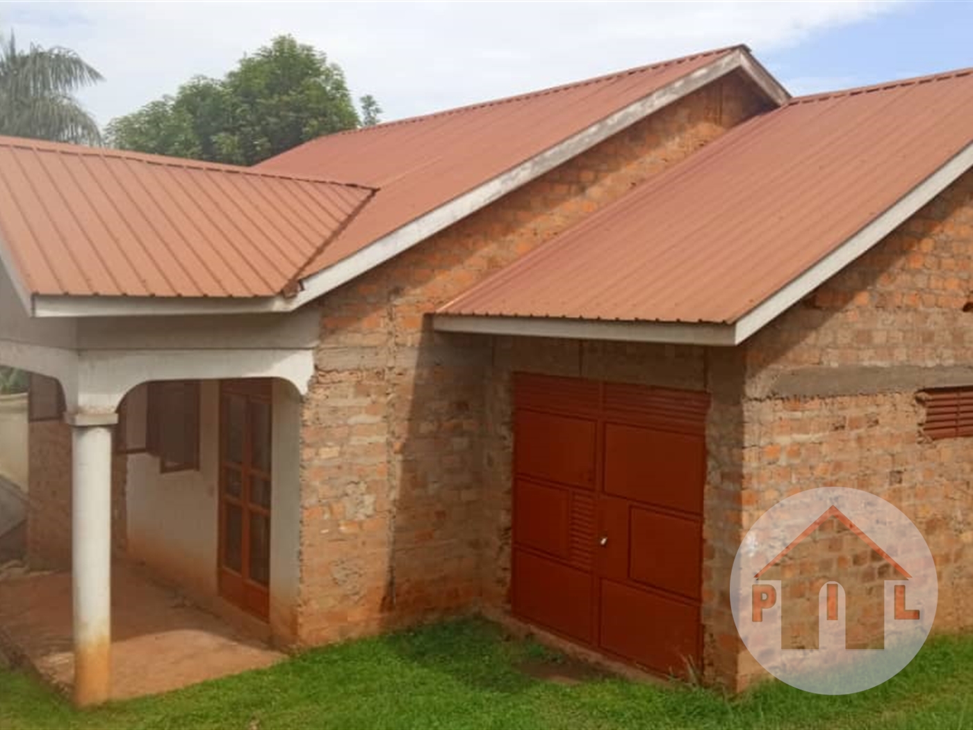 Shell House for sale in Kyaliwajjala Wakiso