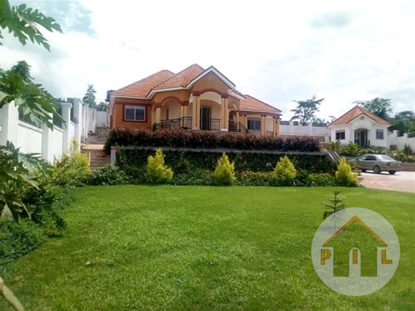 Bungalow for sale in Mityana Mityana