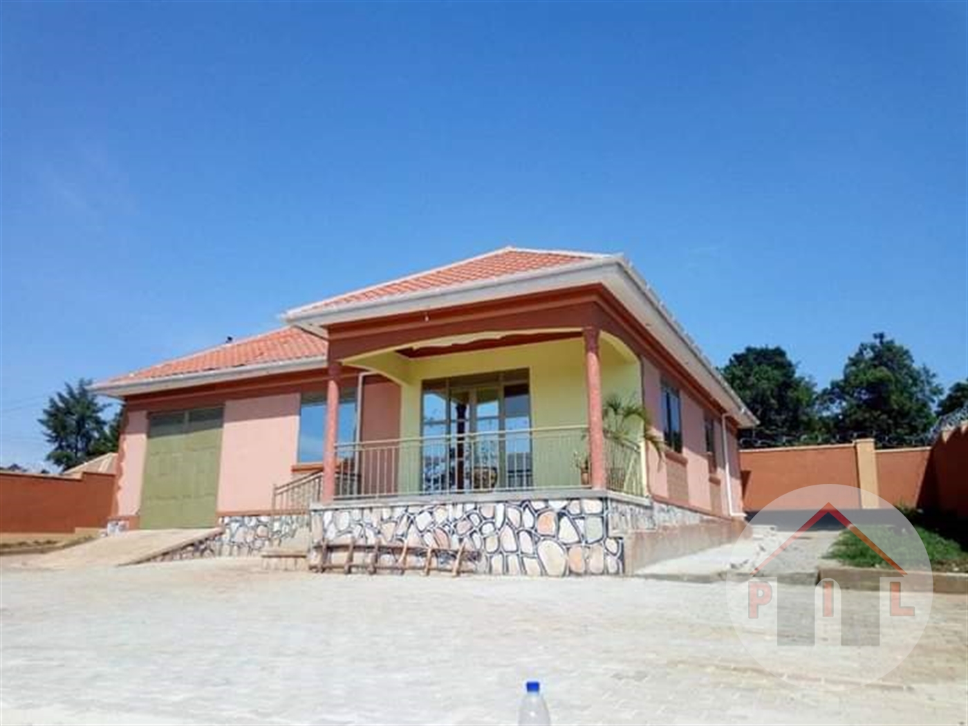 Bungalow for sale in Nansana Wakiso