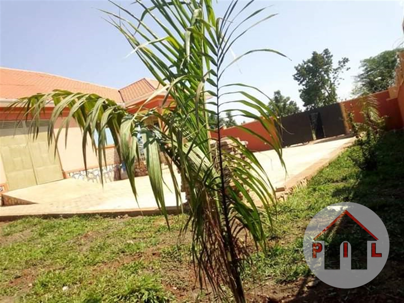 Bungalow for sale in Nansana Wakiso