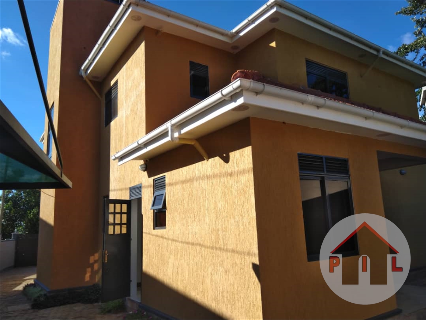 Mansion for sale in Kawuku Wakiso