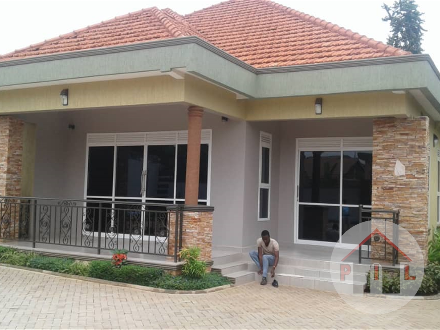 Bungalow for sale in Kitende Wakiso