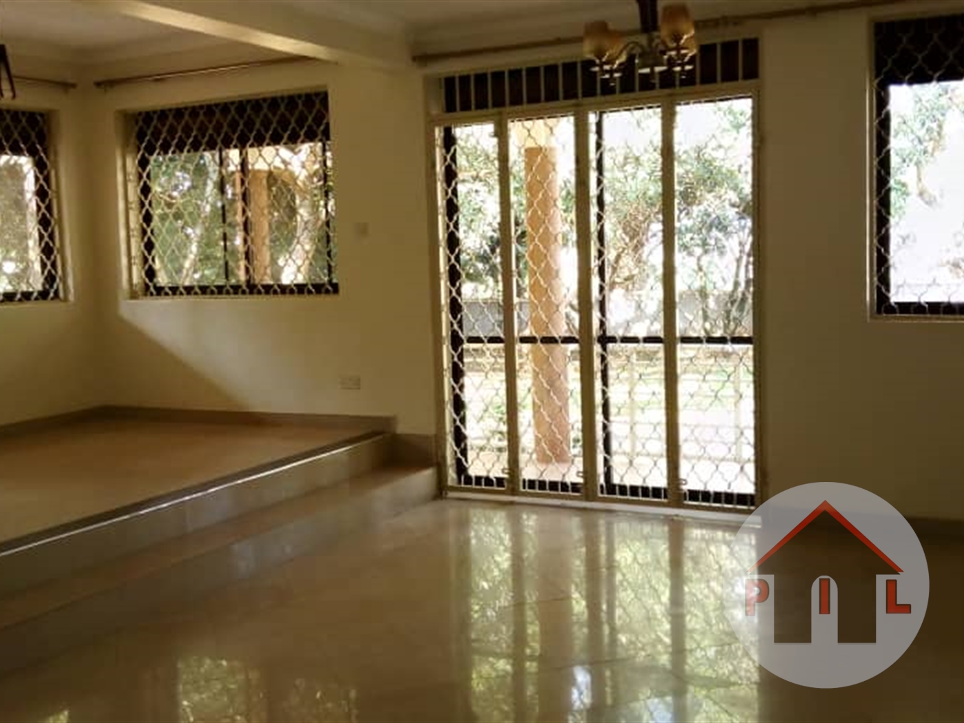 Mansion for sale in Kigunga Mukono